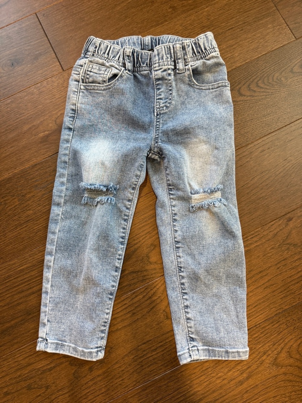 Little Bipsy Light Wash Distressed Denim Jeans Size 2-3T - C39-055